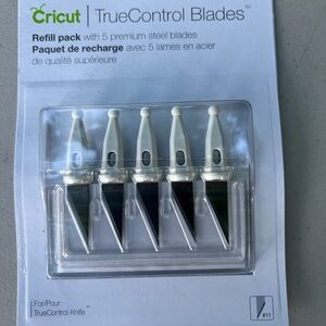 Cricut TrueControl Blade Refill Pack with White Handles